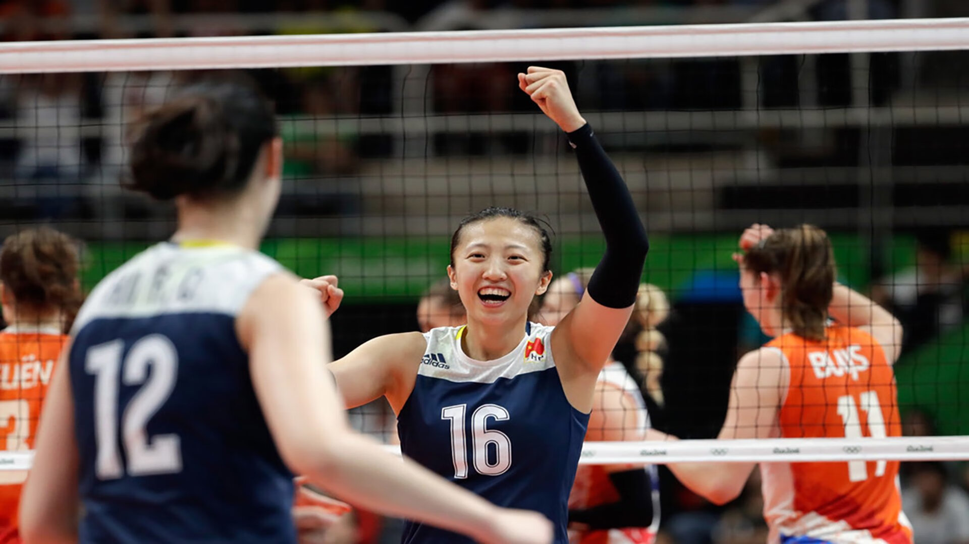 世界杯头名之争乌拉圭2-1德国,库尔图瓦高接抵挡+中场逆天控制,太燃了!